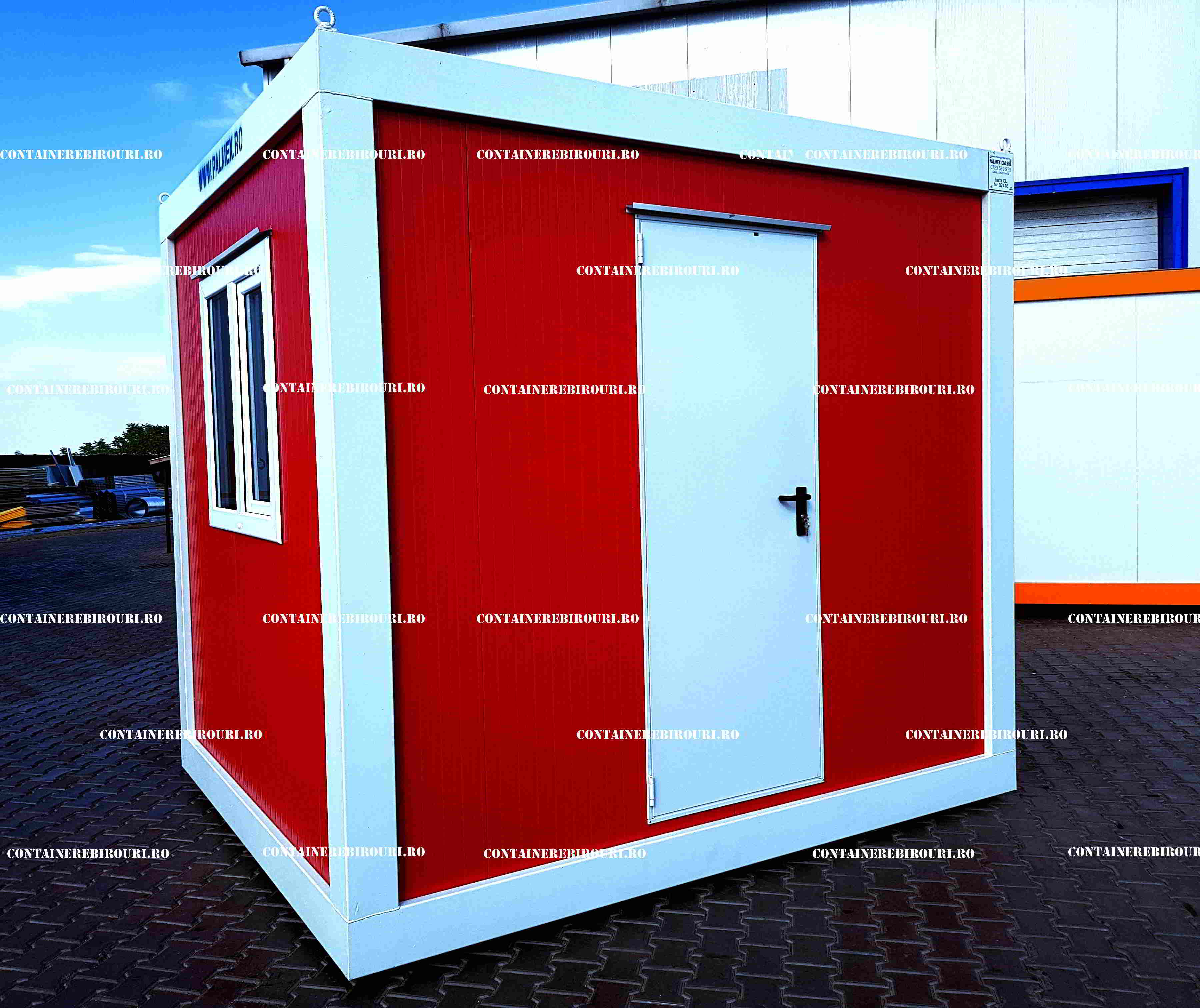 case-mici-din-containere